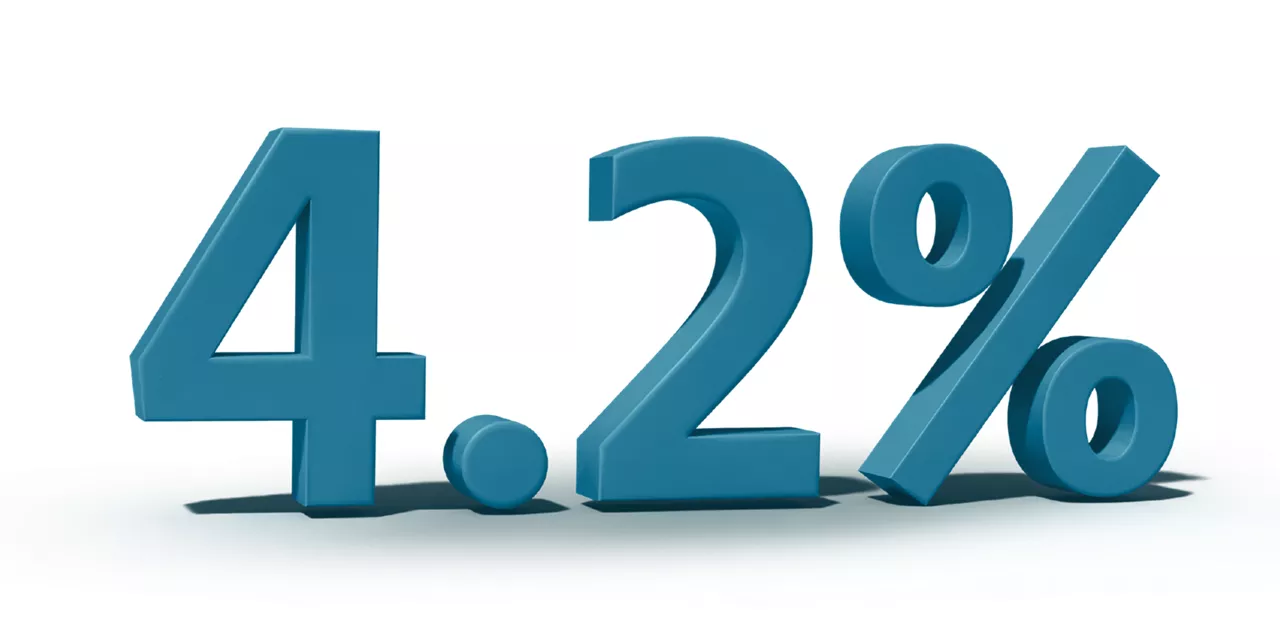 Granatowy, trójwymiarowy obiekt o kształcie 4,2%.