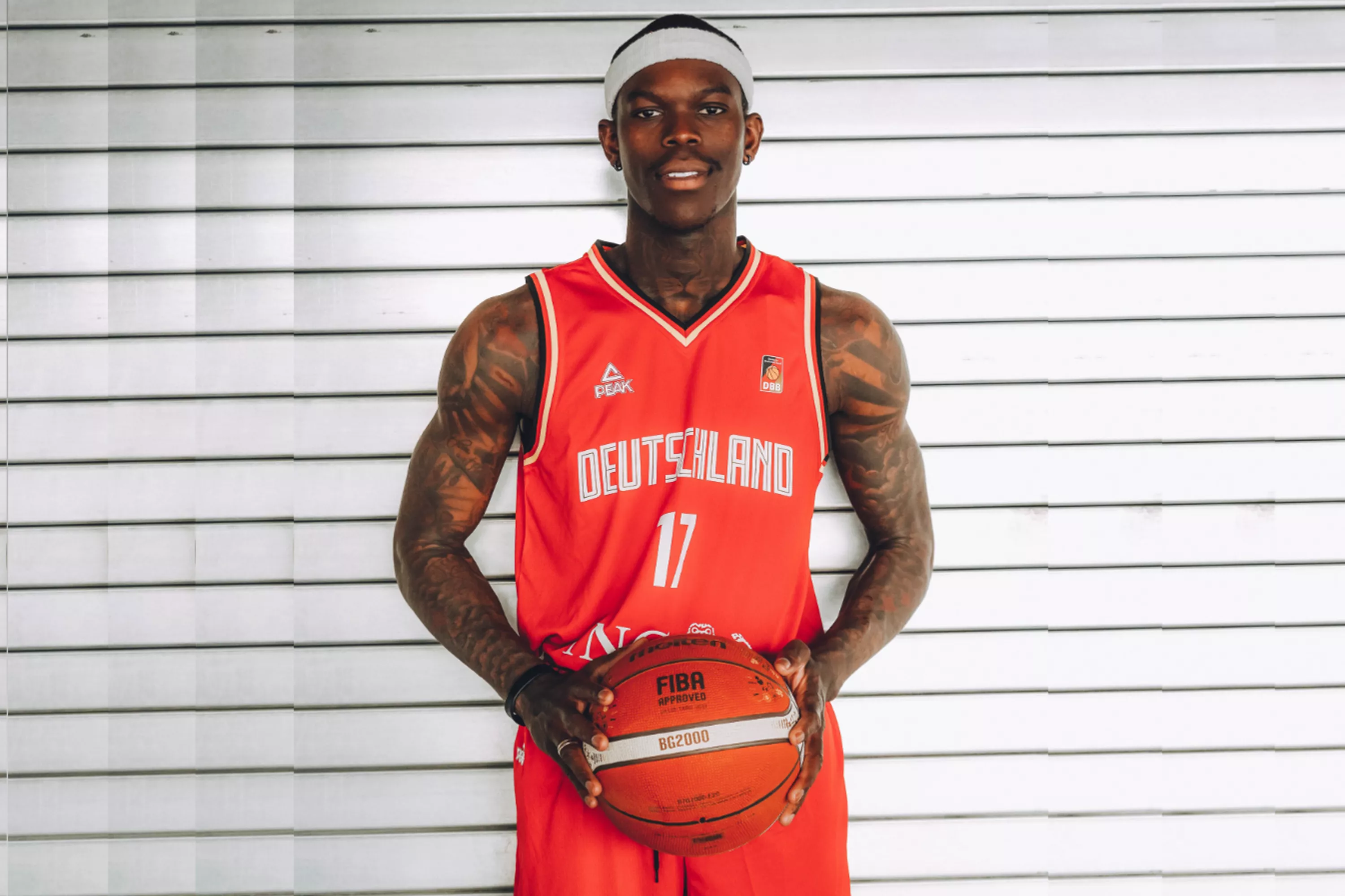 Dennis Schroeder
