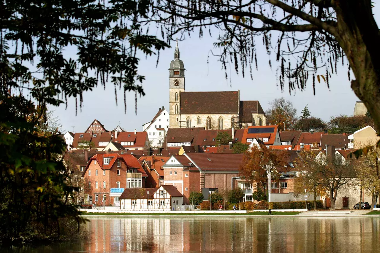 historisches-gebäude-böblingen-am-wasser