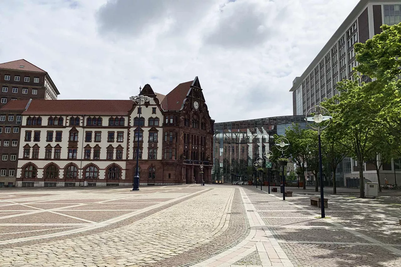 alstadt-dortmund-mit-grossen-platz