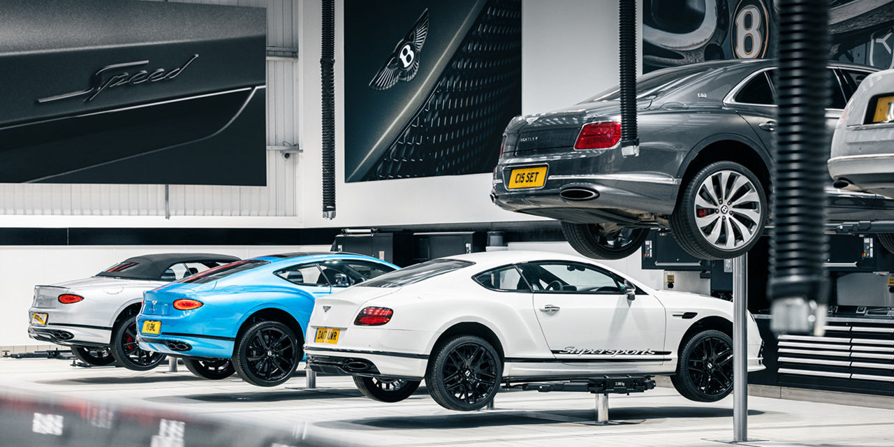 bentey-cars-service-garage?$xl$u0026fmt=webpu0026fit=vfit,1u0026resMode=sharp2u0026v=1731307432902
