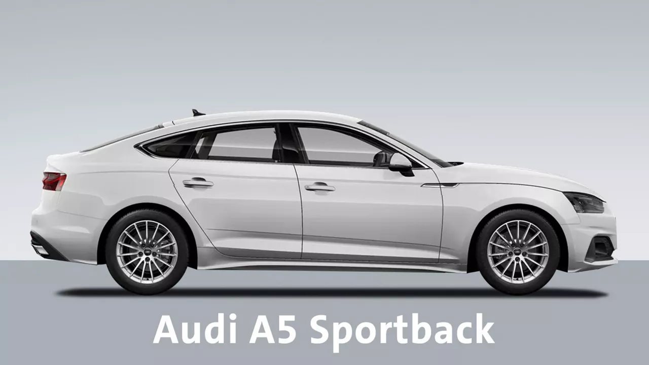 weisser-audi-a5-sportback-steht-vor-grauen-hintergrund