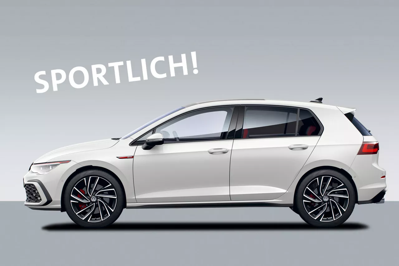 weisser-vw-golf-gti-steht-vor-grauen-hintergrund-mit-schriftzug-sportlich-dadrüber