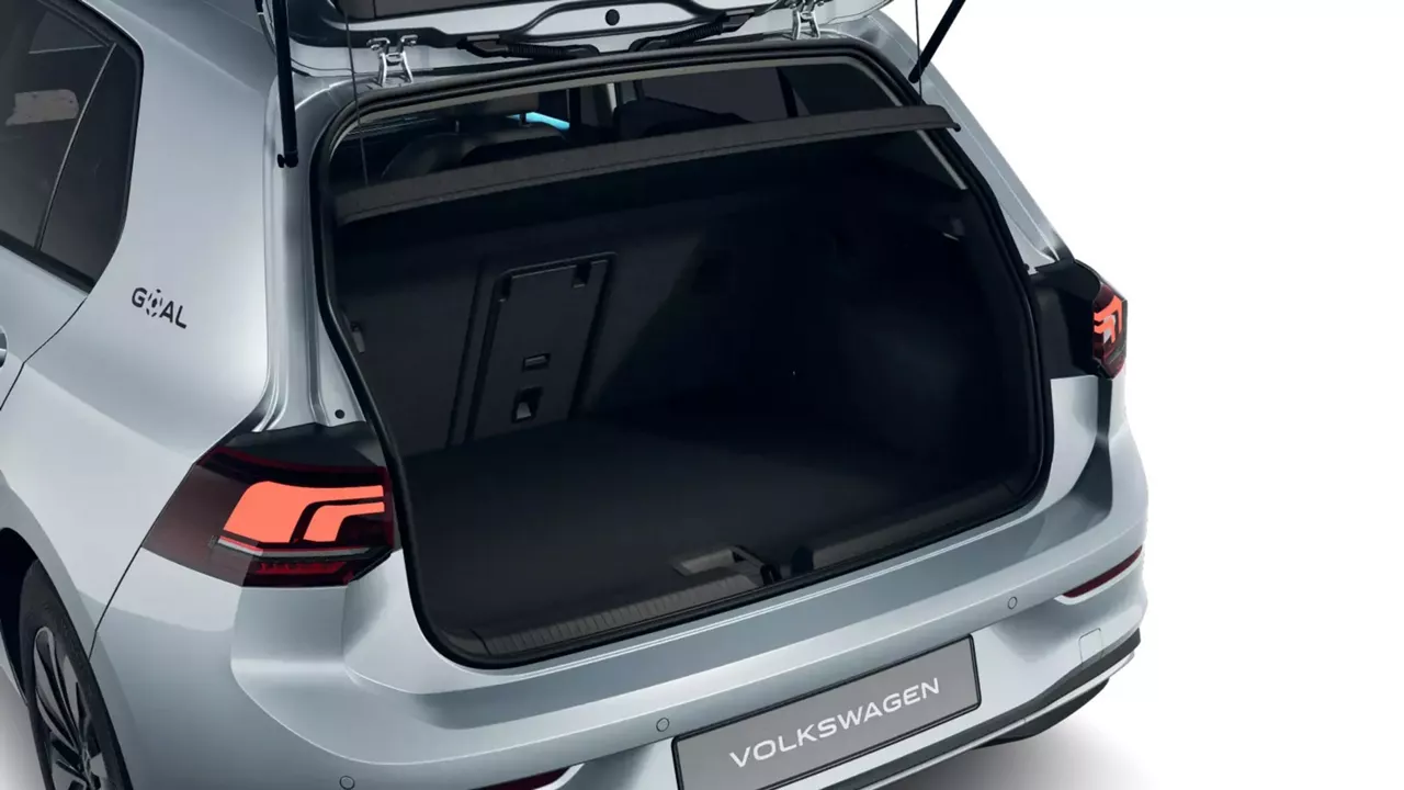 Kofferraum des VW Golf