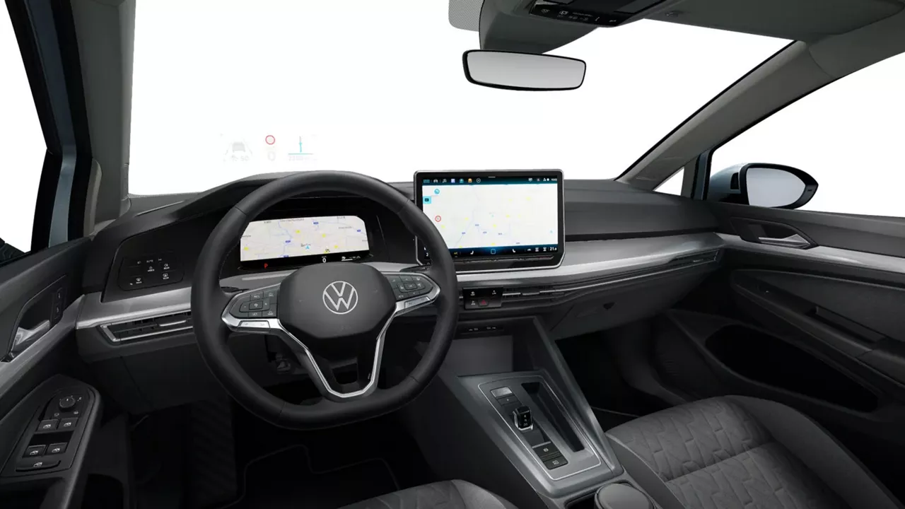 Cockpit eines VW Golf Variant